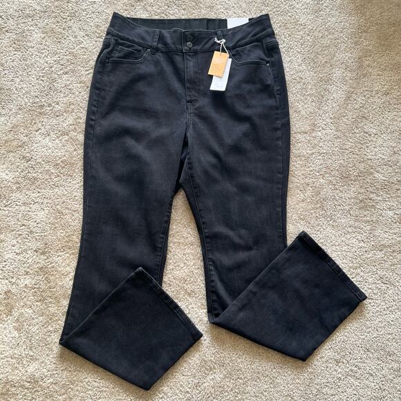 NWT Lane Bryant Black High-Rise Stretch Tighter Tummy Bootcut Jeans Size 16 - Picture 1 of 11